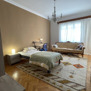 listing_type